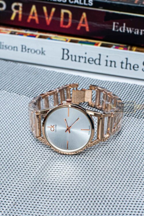 Luxury Watch – Midnight Style