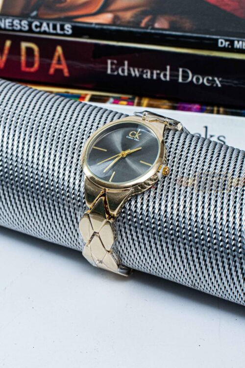 Luxury Watch – Ocean Breeze