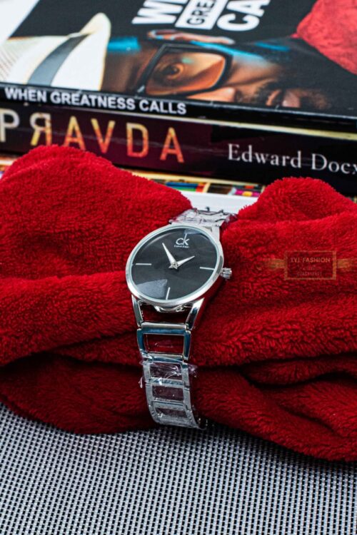 Luxury Watch – Midnight Style