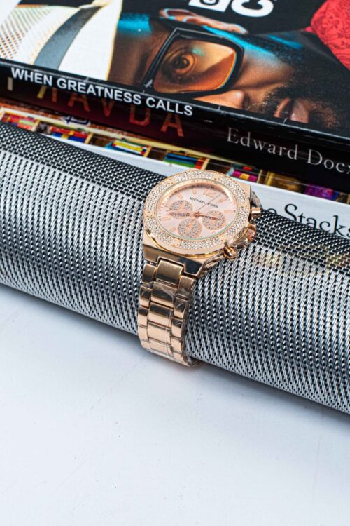 Luxury Watch – Midnight Style