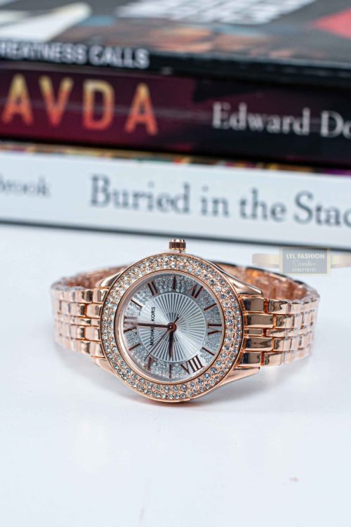 Luxury Watch – Royal Essence