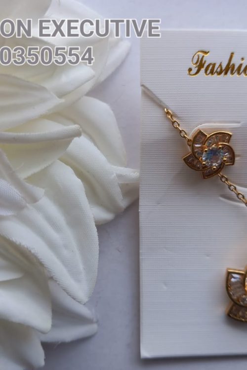 Elegant Earrings – Crystal Spark