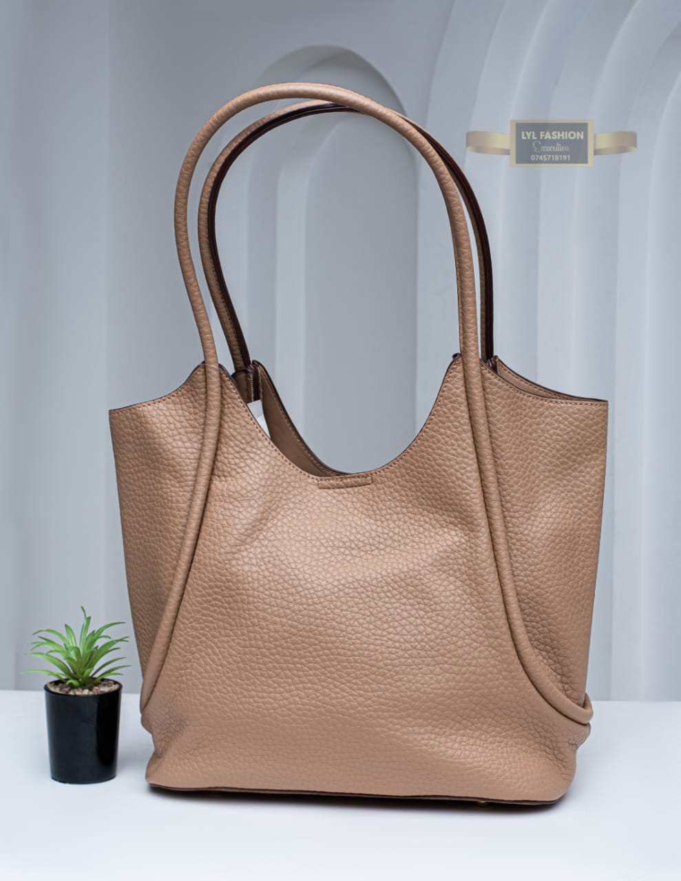 Urban Leather Shoulder Bag 1 Urban Leather Shoulder Bag