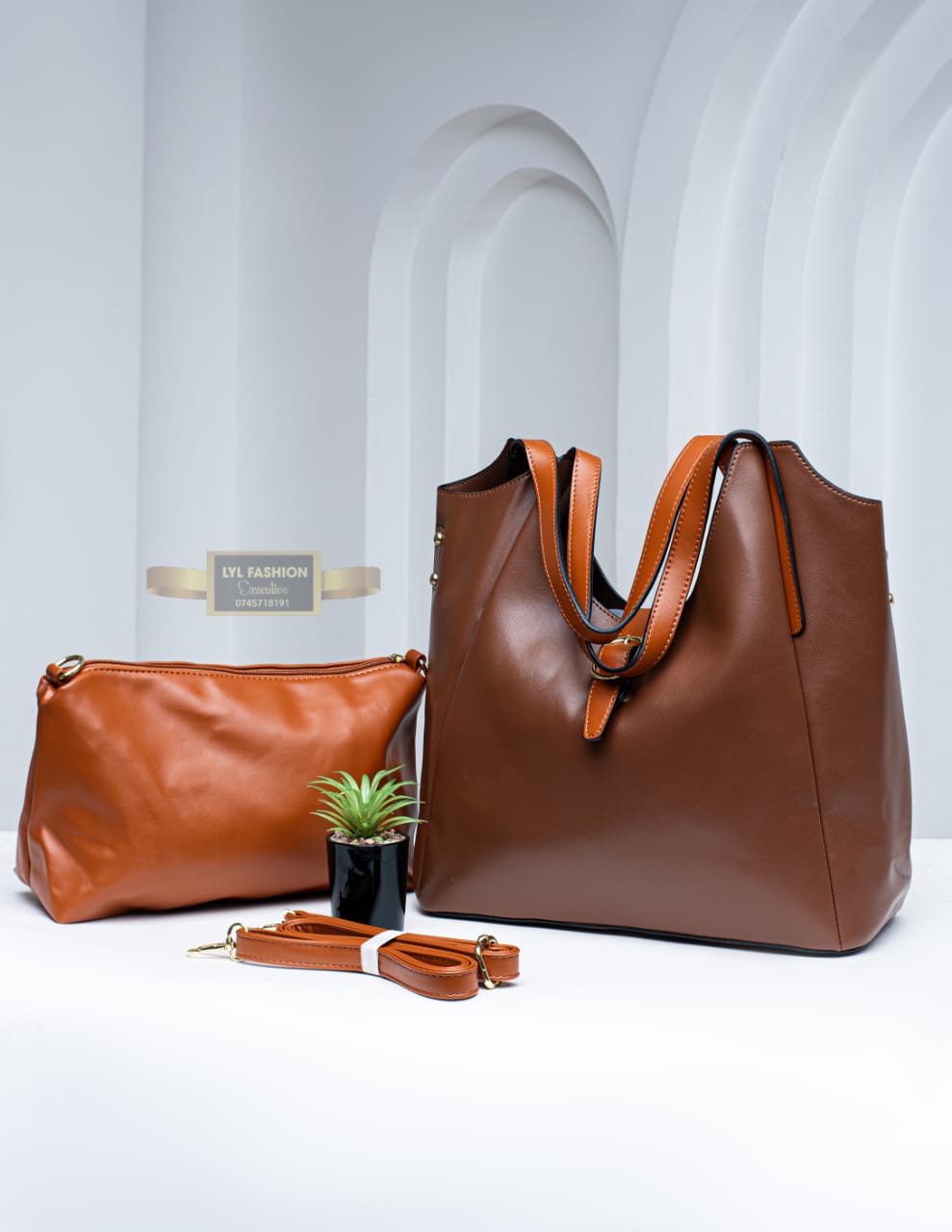 Refined Leather Shoulder Bag 1 Refined Leather Shoulder Bag